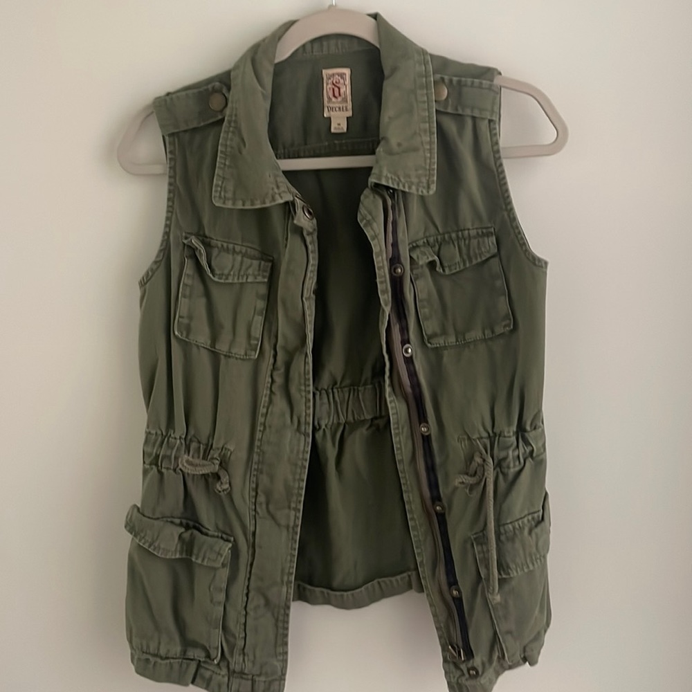 Army Jacket Vest 💚